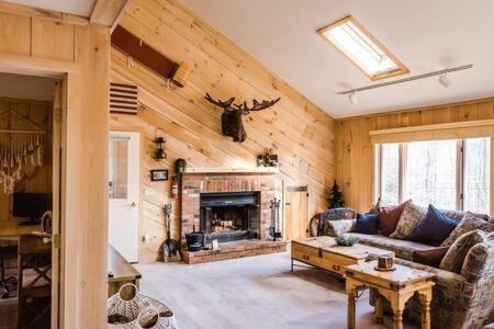 Wine Moose W Hot Tub Fireplace Sauna 9Min To Mt Snow Dover Exteriér fotografie